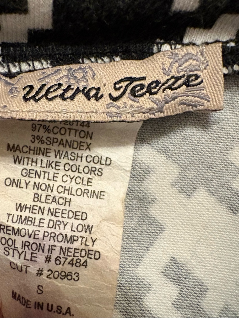 Ultra Teese Houndstooth Skater Skirt - Picture 5 of 5